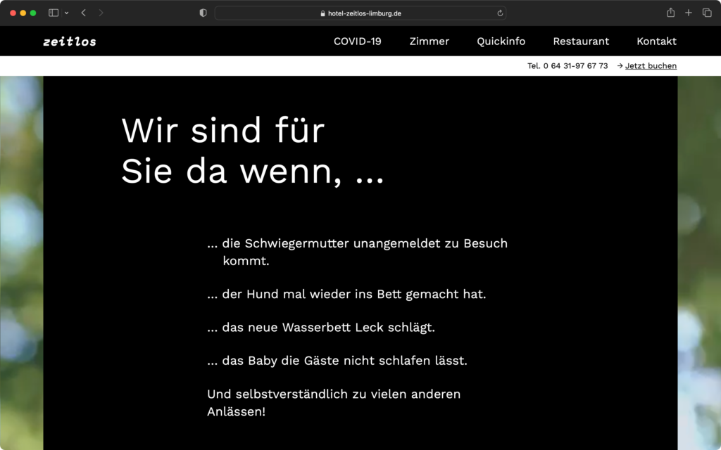 Screenshot einer Webseite des Hotels Zeitlos Limburg mit dem Text Wir sind für Sie da wenn, ... gefolgt von humorvollen Beispielen wie die Schwiegermutter unangemeldet zu Besuch kommt.