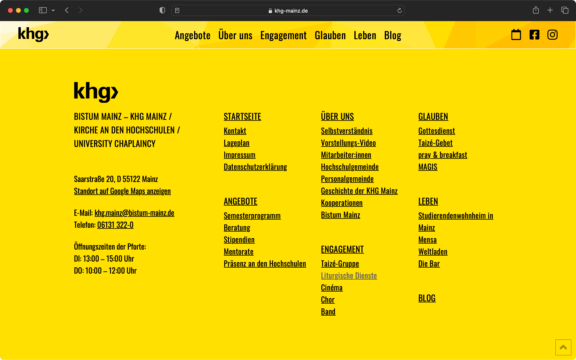 Screenshot zur veranschaulichung des Webdesigns: Der Footer der Webseite mi Sitemap und Kontaktdaten.