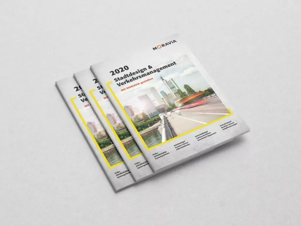 Drei übereinanderliegende Kataloge mit dem Titel 2020 Stadtdesign & Verkehrsmanagement und einem Stadtbild auf dem Cover.