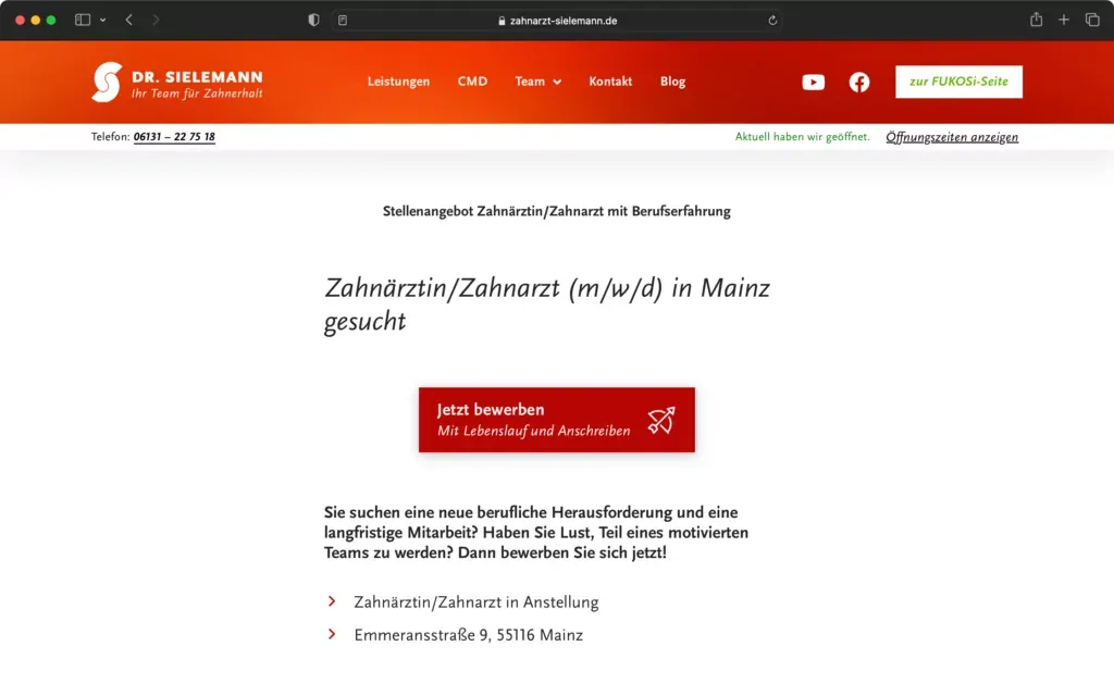 Website-Ausschnitt mit Stellenangebot für Zahnärztin/Zahnarzt in Mainz und Button zur digitalen Bewerbung mit Lebenslauf und Anschreiben.