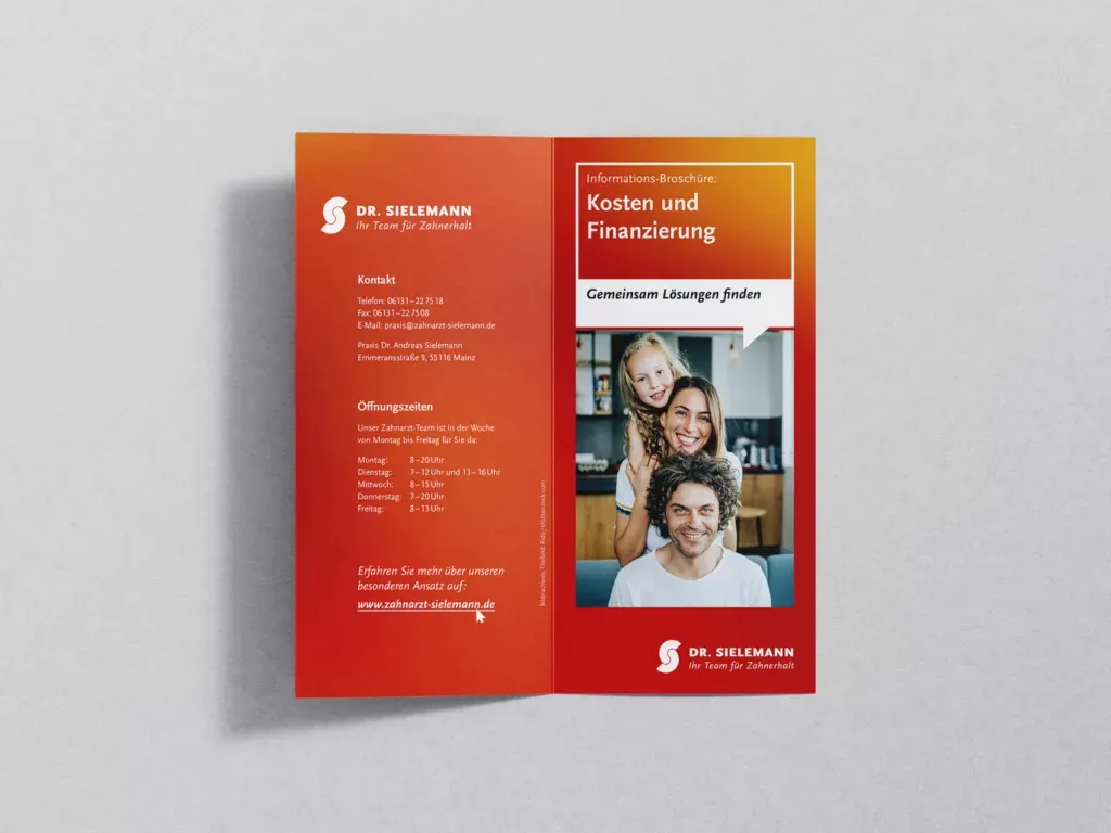Informationsflyer für Zahnarztpraxis Dr. Sielemann aus Mainz. Thema: Kosten und Finanzierung